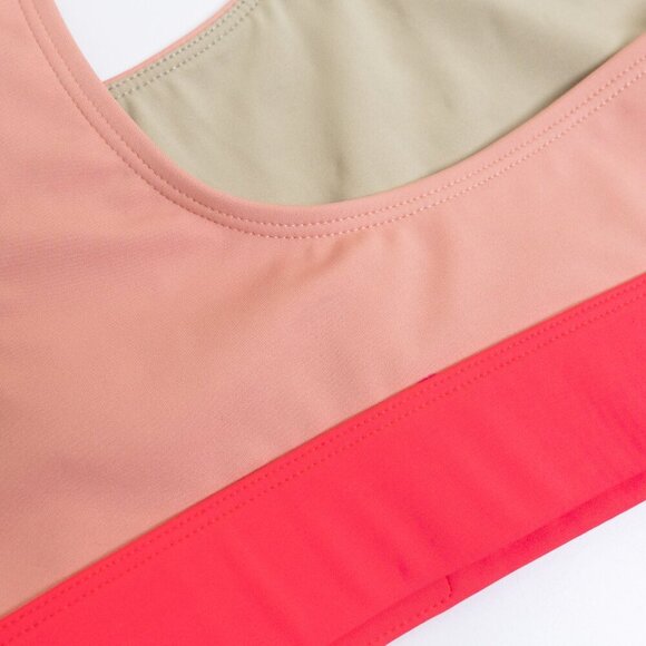 P.E Nation Sports Bra Fitness Active Colourful Box Out  Peach Bloom Small - Picture 9 of 14
